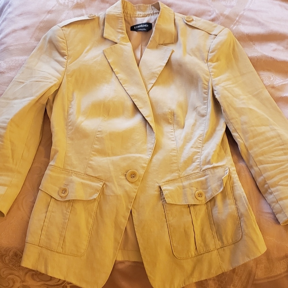 3/4 sleeve tan blazer
